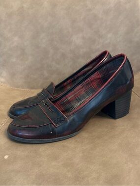 American Eagle outfitters red plaid vintage heeled mules shoes size 8.5